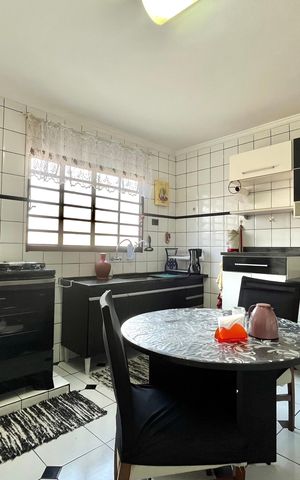 Casa para alugar com 133m², 3 quartos e 2 vagasCozinha