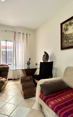 Casa para alugar com 133m², 3 quartos e 2 vagasSala