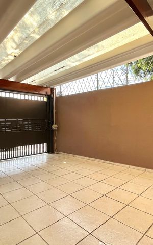 Casa para alugar com 133m², 3 quartos e 2 vagasGaragem