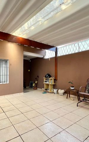 Casa para alugar com 133m², 3 quartos e 2 vagasGaragem