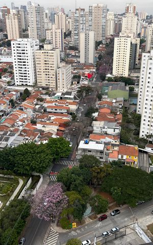 Apartamento para alugar com 70m², 2 quartos e 3 vagas Apartamento para alugar com 70m², 2 quartos e 3 vagasÁrea comum