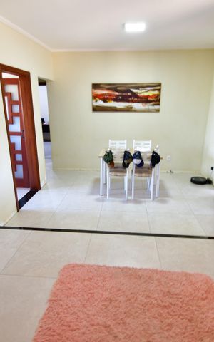 Casa à venda com 1230m², 2 quartos e 4 vagasSala
