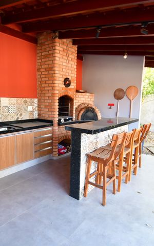 Casa à venda com 1230m², 2 quartos e 4 vagasVaranda gourmet