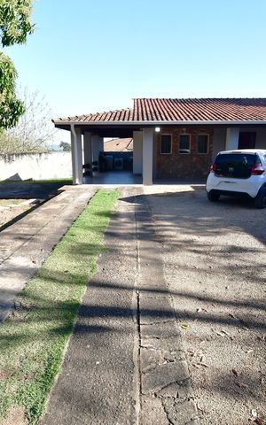Casa à venda com 1230m², 2 quartos e 4 vagasGaragem / Quintal