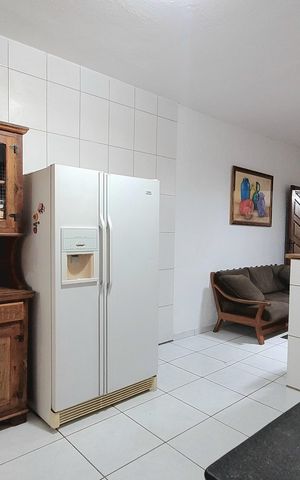 Casa à venda com 259m², 5 quartos e 2 vagas Casa à venda com 259m², 5 quartos e 2 vagasCozinha