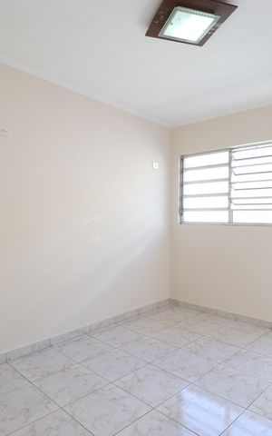 Casa à venda com 249m², 3 quartos e 4 vagasCopa
