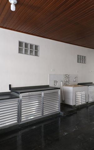 Casa à venda com 249m², 3 quartos e 4 vagasQuintal e área de serviço 