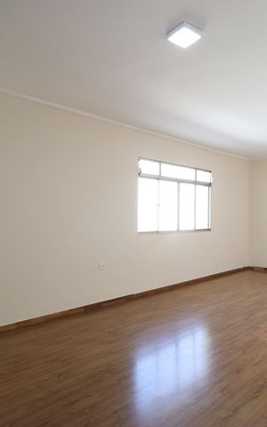 Casa à venda com 249m², 3 quartos e 4 vagasSala