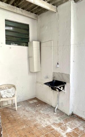 Casa à venda com 175m², 1 quarto e 2 vagas Casa à venda com 175m², 1 quarto e 2 vagasÁrea de Serviço