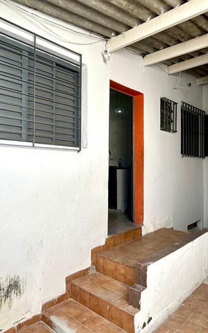 Casa à venda com 175m², 1 quarto e 2 vagas Casa à venda com 175m², 1 quarto e 2 vagasÁrea de Serviço