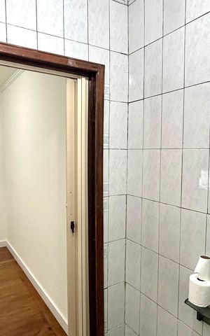 Casa à venda com 175m², 1 quarto e 2 vagas Casa à venda com 175m², 1 quarto e 2 vagasBanheiro