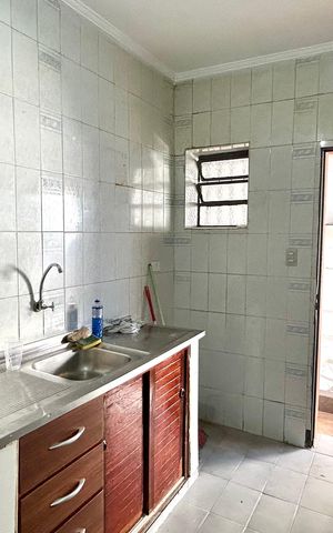 Casa à venda com 175m², 1 quarto e 2 vagas Casa à venda com 175m², 1 quarto e 2 vagasCozinha