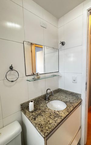 Apartamento para alugar com 62m², 2 quartos e 2 vagas Apartamento para alugar com 62m², 2 quartos e 2 vagasBanheiro