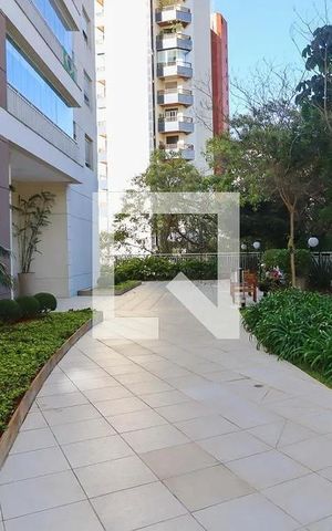 Apartamento para alugar com 128m², 3 quartos e 2 vagas Apartamento para alugar com 128m², 3 quartos e 2 vagasÁrea externa