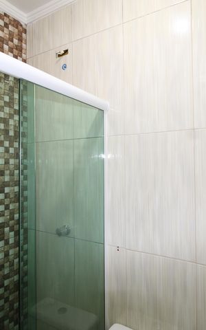 Casa à venda com 700m², 2 quartos e 2 vagasBanheiro