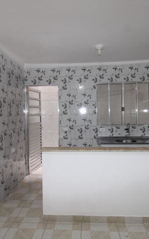 Casa à venda com 700m², 2 quartos e 2 vagasSala
