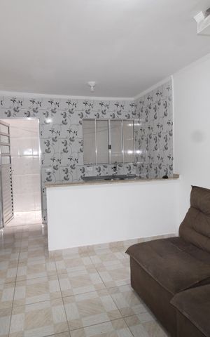Casa à venda com 700m², 2 quartos e 2 vagasSala