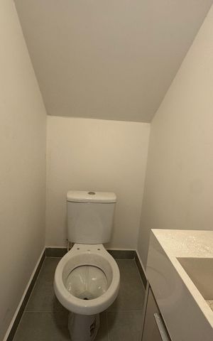 Casa de condomínio para alugar com 60m², 2 quartos e 1 vagaLavabo