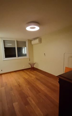 Apartamento para alugar com 300m², 3 quartos e 2 vagas Apartamento para alugar com 300m², 3 quartos e 2 vagasQuarto 1