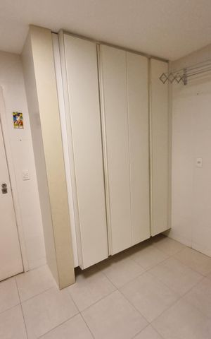 Apartamento para alugar com 300m², 3 quartos e 2 vagas Apartamento para alugar com 300m², 3 quartos e 2 vagasÁrea de serviço