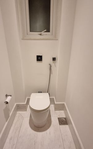 Apartamento para alugar com 300m², 3 quartos e 2 vagas Apartamento para alugar com 300m², 3 quartos e 2 vagasLavabo
