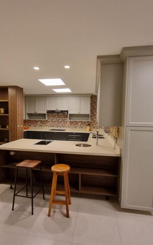Apartamento para alugar com 300m², 3 quartos e 2 vagas Apartamento para alugar com 300m², 3 quartos e 2 vagasSala/cozinha