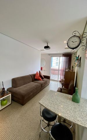 Apartamento à venda com 95m², 1 quarto e 2 vagas Apartamento à venda com 95m², 1 quarto e 2 vagasSala