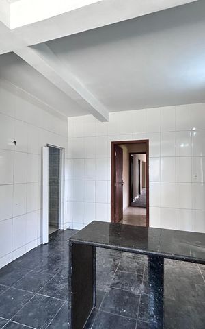 Casa para alugar com 1000m², 16 quartos e 6 vagas