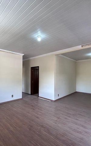 Casa para alugar com 1000m², 16 quartos e 6 vagas