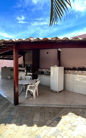 Casa para alugar com 1000m², 16 quartos e 6 vagas