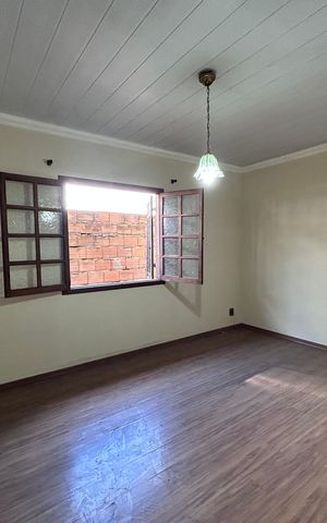 Casa para alugar com 1000m², 16 quartos e 6 vagas