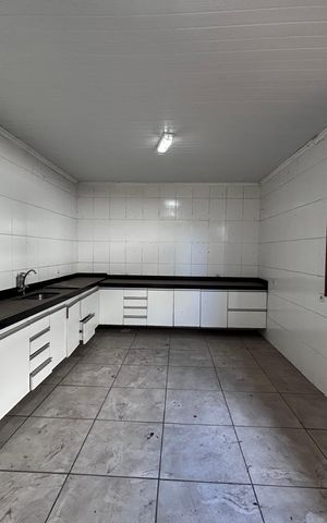 Casa para alugar com 1000m², 16 quartos e 6 vagas