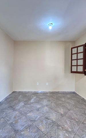 Casa para alugar com 1000m², 16 quartos e 6 vagas