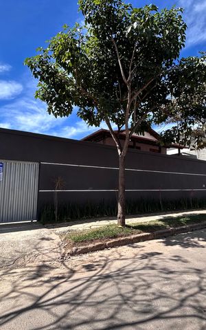 Casa para alugar com 1000m², 16 quartos e 6 vagas