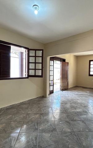 Casa para alugar com 1000m², 16 quartos e 6 vagas