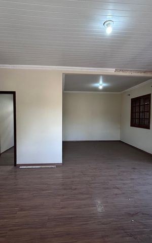 Casa para alugar com 1000m², 16 quartos e 6 vagas