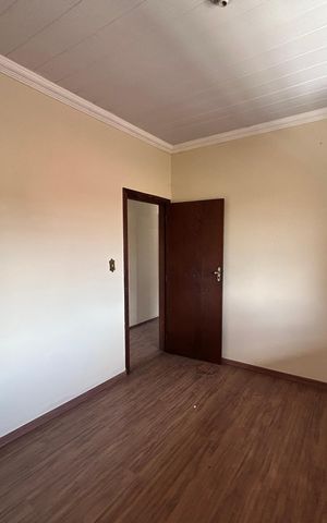 Casa para alugar com 1000m², 16 quartos e 6 vagas