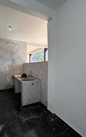 Casa para alugar com 1000m², 16 quartos e 6 vagas