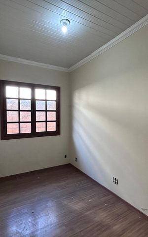 Casa para alugar com 1000m², 16 quartos e 6 vagas