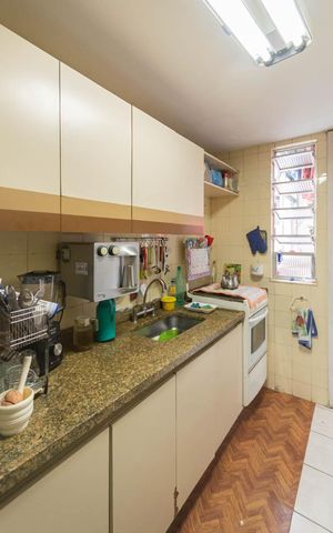 Apartamento à venda com 80m², 2 quartos e 1 vagaCozinha