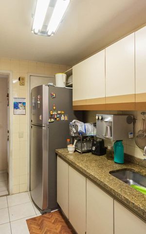 Apartamento à venda com 80m², 2 quartos e 1 vagaCozinha