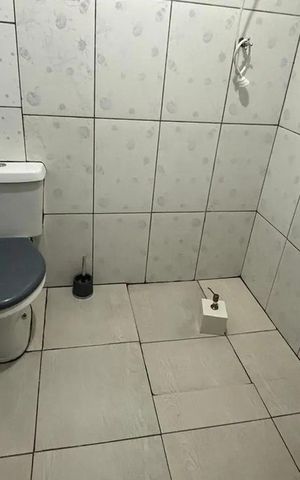 Casa para alugar com 50m², 1 quarto e 1 vaga Casa para alugar com 50m², 1 quarto e 1 vagaBanheiro