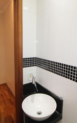 Casa para alugar com 90m², 3 quartos e 1 vagaQuarto 3 - Banheiro