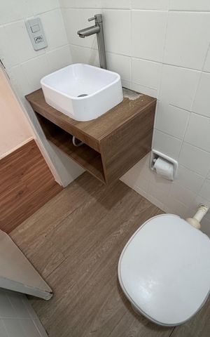 Apartamento para alugar com 48m², 2 quartos e 1 vaga Apartamento para alugar com 48m², 2 quartos e 1 vagaBanheiro