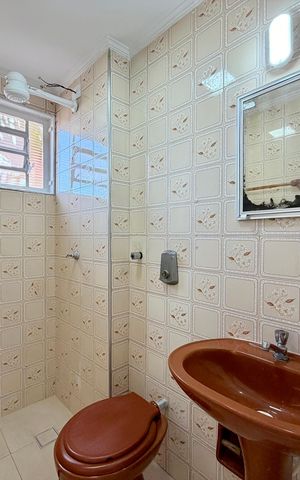 Apartamento à venda com 50m², 2 quartos e 1 vaga Apartamento à venda com 50m², 2 quartos e 1 vagaBanheiro