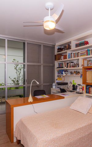 Casa para alugar com 434m², 4 quartos e 5 vagas Casa para alugar com 434m², 4 quartos e 5 vagasQuarto 2