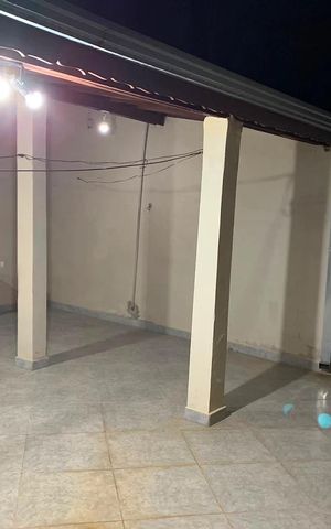 Casa para alugar com 175m², 2 quartos e 2 vagas Casa para alugar com 175m², 2 quartos e 2 vagasÁrea externa