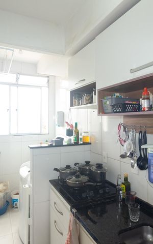 Apartamento à venda com 47m², 2 quartos e 1 vaga Apartamento à venda com 47m², 2 quartos e 1 vagaCozinha e Área de Serviço