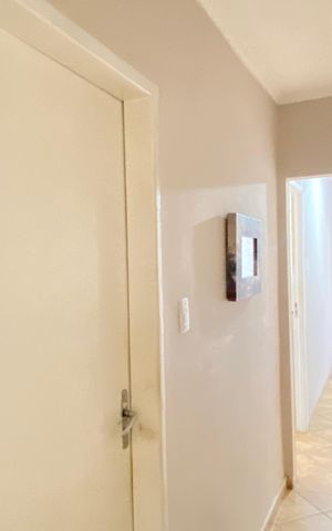 Casa à venda com 200m², 3 quartos e 1 vaga Casa à venda com 200m², 3 quartos e 1 vagaSala de Jantar - Corredor superior