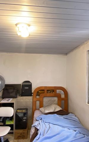 Casa à venda com 200m², 3 quartos e 1 vaga Casa à venda com 200m², 3 quartos e 1 vagaQuarto 2